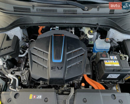 Серый Хендай Kona, объемом двигателя 0 л и пробегом 35 тыс. км за 17999 $, фото 69 на Automoto.ua