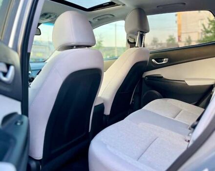 Серый Хендай Kona, объемом двигателя 0 л и пробегом 34 тыс. км за 20999 $, фото 22 на Automoto.ua