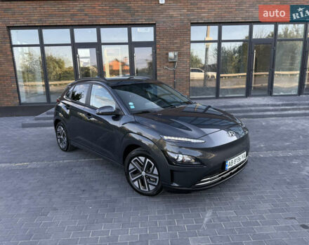 Серый Хендай Kona, объемом двигателя 0 л и пробегом 43 тыс. км за 16900 $, фото 7 на Automoto.ua