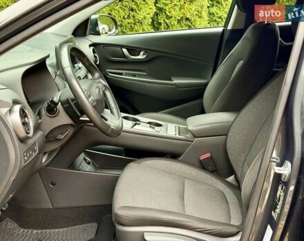 Серый Хендай Kona, объемом двигателя 0 л и пробегом 24 тыс. км за 16800 $, фото 17 на Automoto.ua