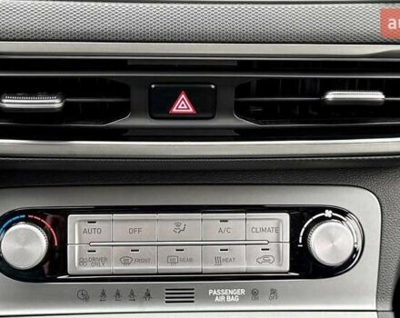 Серый Хендай Kona, объемом двигателя 0 л и пробегом 97 тыс. км за 18700 $, фото 25 на Automoto.ua