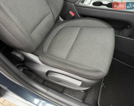 Сірий Хендай Kona, об'ємом двигуна 0 л та пробігом 32 тис. км за 18400 $, фото 12 на Automoto.ua