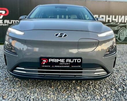 Серый Хендай Kona, объемом двигателя 0 л и пробегом 34 тыс. км за 20999 $, фото 1 на Automoto.ua