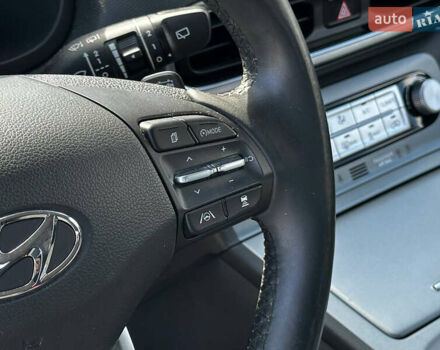 Сірий Хендай Kona, об'ємом двигуна 0 л та пробігом 38 тис. км за 17888 $, фото 25 на Automoto.ua