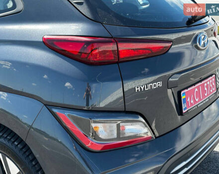 Сірий Хендай Kona, об'ємом двигуна 0 л та пробігом 38 тис. км за 17888 $, фото 10 на Automoto.ua