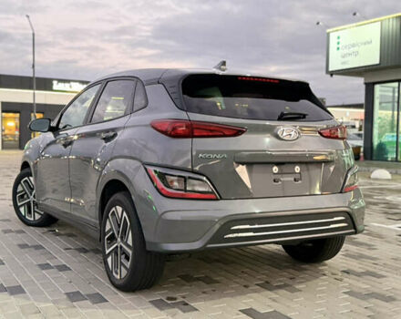 Серый Хендай Kona, объемом двигателя 0 л и пробегом 118 тыс. км за 18999 $, фото 1 на Automoto.ua
