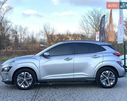 Серый Хендай Kona, объемом двигателя 0 л и пробегом 35 тыс. км за 17999 $, фото 12 на Automoto.ua