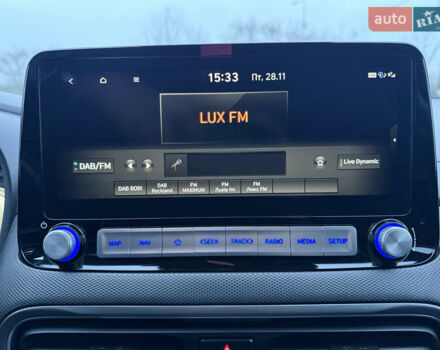 Серый Хендай Kona, объемом двигателя 0 л и пробегом 97 тыс. км за 16600 $, фото 18 на Automoto.ua