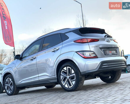 Серый Хендай Kona, объемом двигателя 0 л и пробегом 35 тыс. км за 17999 $, фото 19 на Automoto.ua