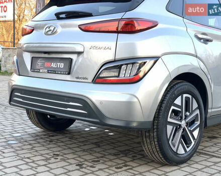 Серый Хендай Kona, объемом двигателя 0 л и пробегом 35 тыс. км за 17999 $, фото 22 на Automoto.ua