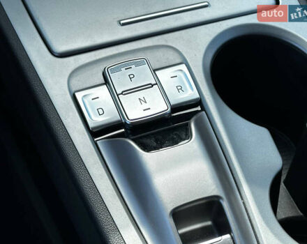 Сірий Хендай Kona, об'ємом двигуна 0 л та пробігом 38 тис. км за 17888 $, фото 29 на Automoto.ua