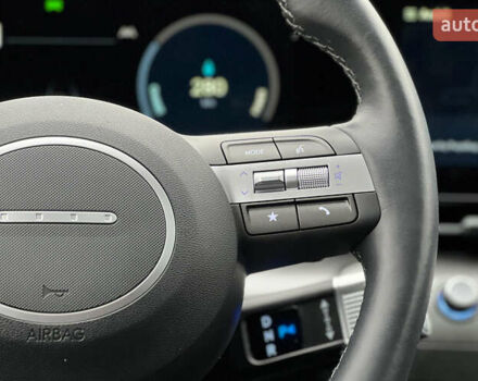 Сірий Хендай Kona, об'ємом двигуна 0 л та пробігом 3 тис. км за 27500 $, фото 12 на Automoto.ua