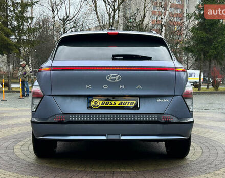 Сірий Хендай Kona, об'ємом двигуна 0 л та пробігом 3 тис. км за 27500 $, фото 5 на Automoto.ua