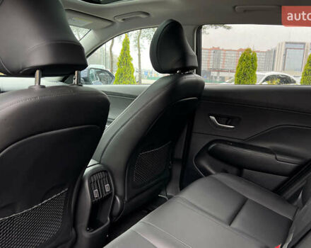 Сірий Хендай Kona, об'ємом двигуна 0 л та пробігом 3 тис. км за 27500 $, фото 23 на Automoto.ua