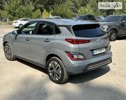 Серый Хендай Kona, объемом двигателя 0 л и пробегом 20 тыс. км за 19900 $, фото 4 на Automoto.ua