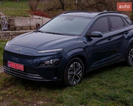 Серый Хендай Kona, объемом двигателя 0 л и пробегом 47 тыс. км за 17950 $, фото 2 на Automoto.ua