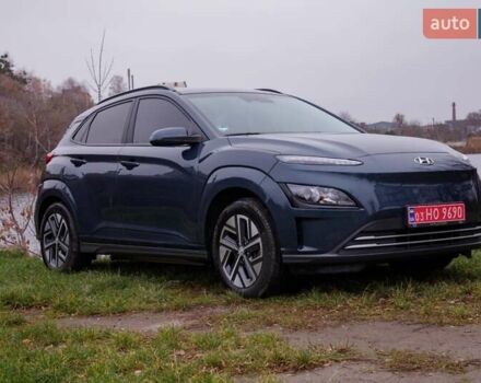 Серый Хендай Kona, объемом двигателя 0 л и пробегом 47 тыс. км за 17950 $, фото 4 на Automoto.ua