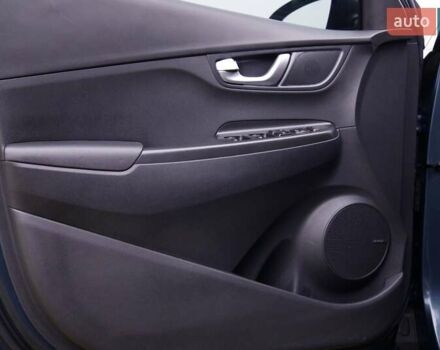 Серый Хендай Kona, объемом двигателя 0 л и пробегом 47 тыс. км за 17950 $, фото 45 на Automoto.ua