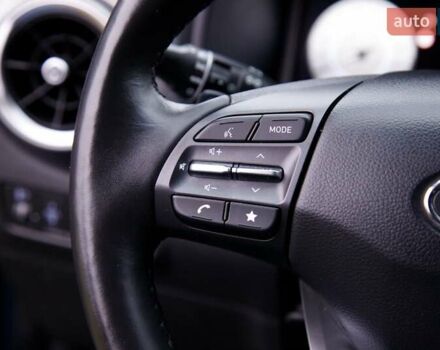 Серый Хендай Kona, объемом двигателя 0 л и пробегом 47 тыс. км за 17950 $, фото 51 на Automoto.ua