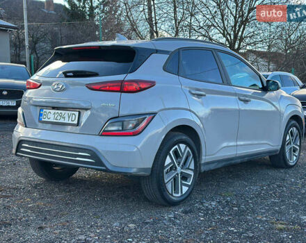 Сірий Хендай Kona, об'ємом двигуна 0 л та пробігом 25 тис. км за 21200 $, фото 3 на Automoto.ua