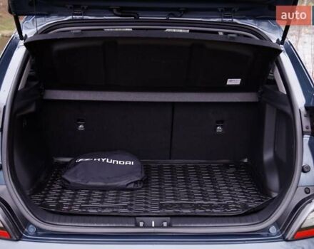 Серый Хендай Kona, объемом двигателя 0 л и пробегом 47 тыс. км за 17950 $, фото 41 на Automoto.ua