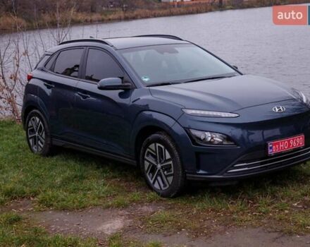 Серый Хендай Kona, объемом двигателя 0 л и пробегом 47 тыс. км за 17950 $, фото 7 на Automoto.ua