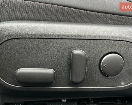 Сірий Хендай Kona, об'ємом двигуна 0 л та пробігом 3 тис. км за 27500 $, фото 20 на Automoto.ua