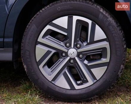 Серый Хендай Kona, объемом двигателя 0 л и пробегом 47 тыс. км за 17950 $, фото 36 на Automoto.ua