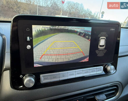 Сірий Хендай Kona, об'ємом двигуна 0 л та пробігом 63 тис. км за 22999 $, фото 29 на Automoto.ua