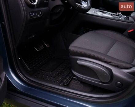 Серый Хендай Kona, объемом двигателя 0 л и пробегом 47 тыс. км за 17950 $, фото 49 на Automoto.ua