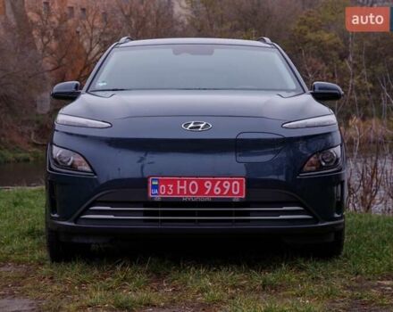 Серый Хендай Kona, объемом двигателя 0 л и пробегом 47 тыс. км за 17950 $, фото 5 на Automoto.ua