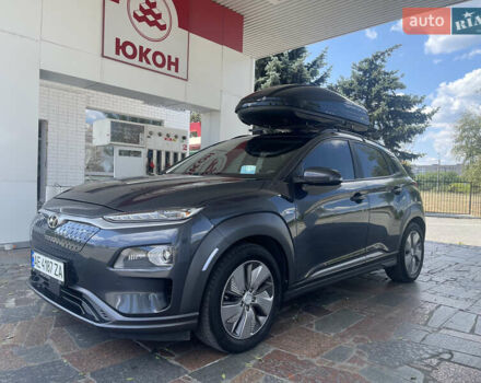 Серый Хендай Kona, объемом двигателя 0 л и пробегом 124 тыс. км за 16500 $, фото 1 на Automoto.ua