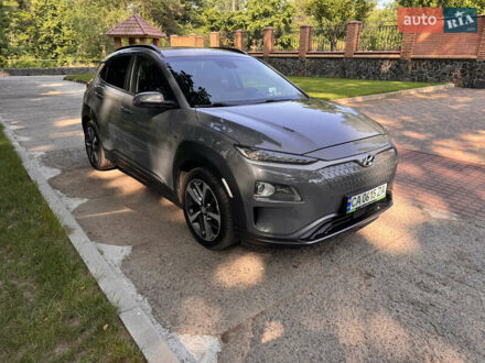 Хендай Kona 2018 в Черкассах на Automoto.ua Серый Хендай Kona, объемом двигателя 0 л и пробегом 134 тыс. км за 17500 $, фото 1 на Automoto.ua