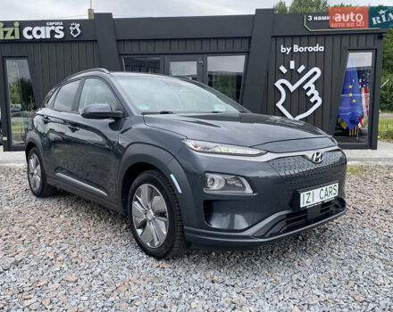 Серый Хендай Kona, объемом двигателя 0 л и пробегом 115 тыс. км за 17800 $, фото 1 на Automoto.ua