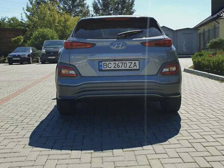 Сірий Хендай Kona, об'ємом двигуна 0 л та пробігом 114 тис. км за 15300 $, фото 1 на Automoto.ua