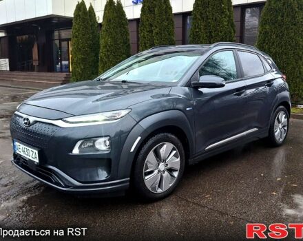 Серый Хендай Kona, объемом двигателя 0.15 л и пробегом 115 тыс. км за 17300 $, фото 1 на Automoto.ua