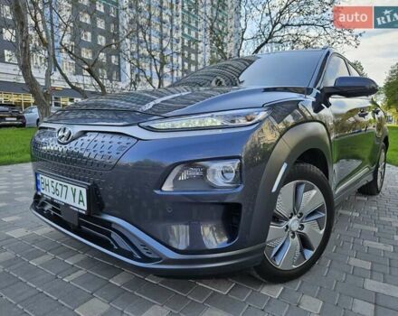 Сірий Хендай Kona, об'ємом двигуна 0 л та пробігом 69 тис. км за 19300 $, фото 1 на Automoto.ua