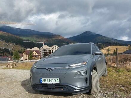 Сірий Хендай Kona, об'ємом двигуна 0 л та пробігом 110 тис. км за 16500 $, фото 1 на Automoto.ua