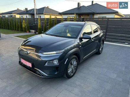 Хендай Kona 2019 у Луцьку на Automoto.ua Сірий Хендай Kona, об'ємом двигуна 0 л та пробігом 99 тис. км за 17500 $, фото 1 на Automoto.ua