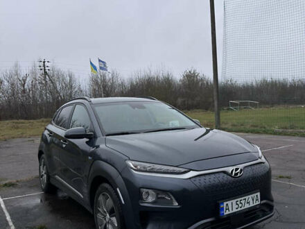 Серый Хендай Kona, объемом двигателя 0 л и пробегом 115 тыс. км за 19000 $, фото 1 на Automoto.ua
