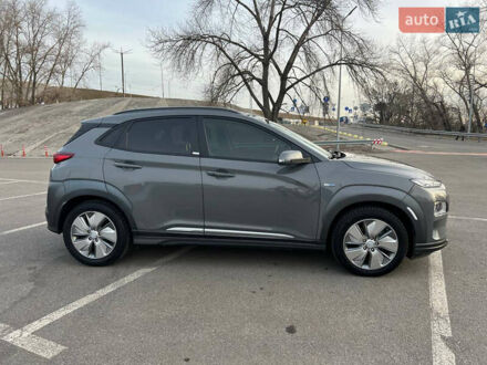 Хендай Kona 2020 у Києві на Automoto.ua Сірий Хендай Kona, об'ємом двигуна 0 л та пробігом 86 тис. км за 13900 $, фото 1 на Automoto.ua