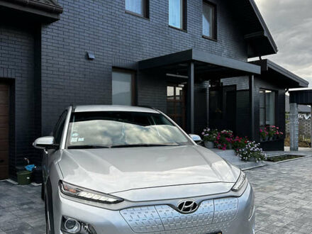 Сірий Хендай Kona, об'ємом двигуна 0 л та пробігом 38 тис. км за 19200 $, фото 1 на Automoto.ua