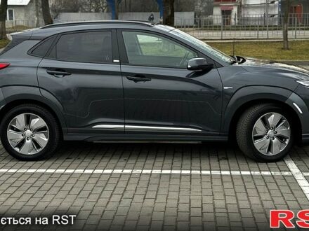 Сірий Хендай Kona, об'ємом двигуна 0 л та пробігом 41 тис. км за 20500 $, фото 1 на Automoto.ua