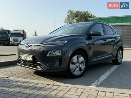 Серый Хендай Kona, объемом двигателя 0 л и пробегом 65 тыс. км за 18000 $, фото 1 на Automoto.ua
