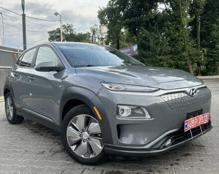Серый Хендай Kona, объемом двигателя 0 л и пробегом 56 тыс. км за 17900 $, фото 1 на Automoto.ua