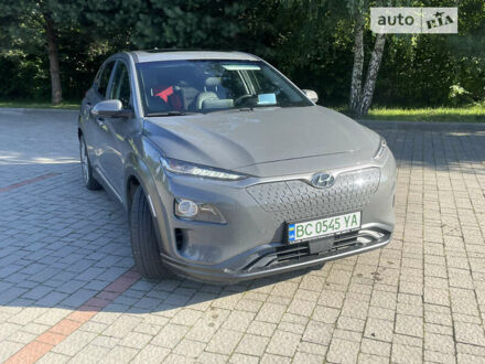 Хендай Kona 2020 у Львові на Automoto.ua Сірий Хендай Kona, об'ємом двигуна 0 л та пробігом 35 тис. км за 29000 $, фото 1 на Automoto.ua