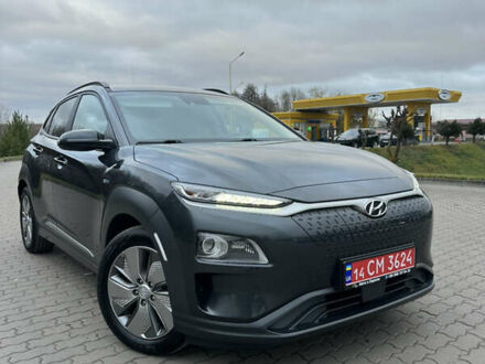 Сірий Хендай Kona, об'ємом двигуна 0 л та пробігом 149 тис. км за 17950 $, фото 1 на Automoto.ua