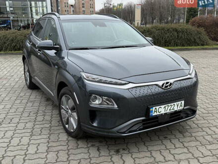 Серый Хендай Kona, объемом двигателя 0 л и пробегом 69 тыс. км за 15600 $, фото 1 на Automoto.ua