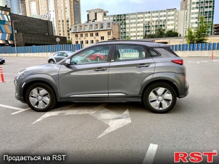 Хендай Kona 2020 у Києві на Automoto.ua Сірий Хендай Kona, об'ємом двигуна 0 л та пробігом 91 тис. км за 15500 $, фото 1 на Automoto.ua