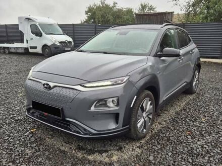 Хендай Kona 2020 в Луцке на Automoto.ua Серый Хендай Kona, объемом двигателя 0 л и пробегом 99 тыс. км за 19499 $, фото 1 на Automoto.ua